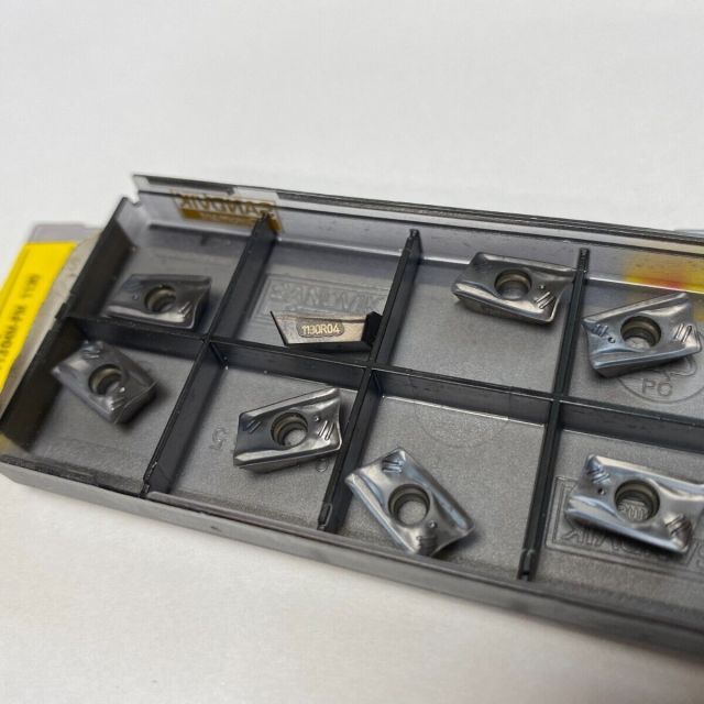 通用R0.4清根台阶