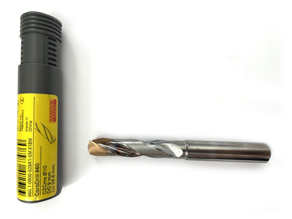 8D9.5mm钢件内冷整体合金钻头860