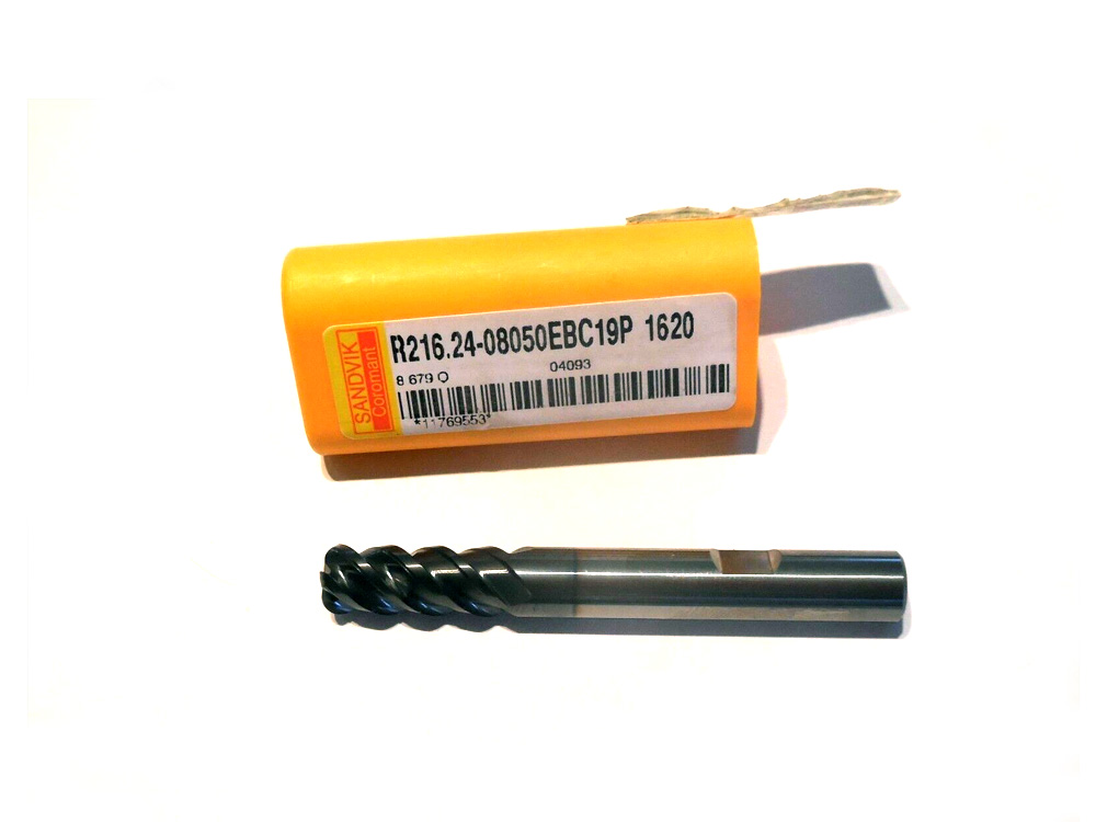 8mm淬火钢整体硬质合金硬零件铣削立铣刀