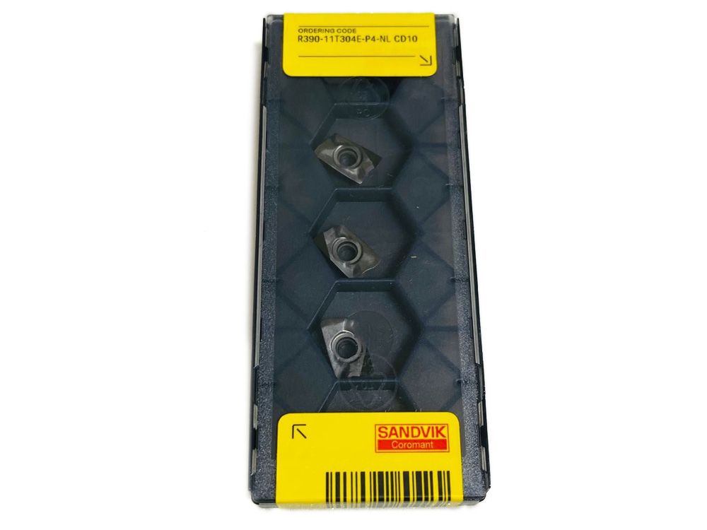 90度R0.4铝合金高光PCD铣刀片R3