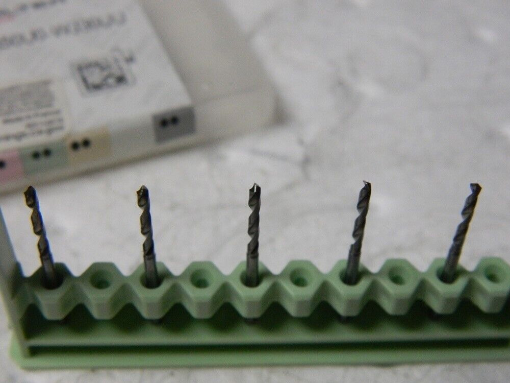 5倍径0.67毫米微孔整体合金钻头DB1